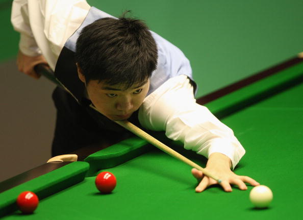 上海主帅战术布置引赞赏