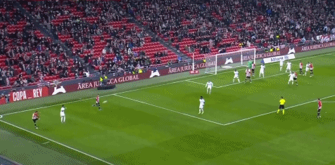 文胖：湖人被收购后，巴斯家族的每个子女都获得了9亿多美元